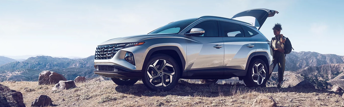 2023 Hyundai Tucson Comparison Front View In Silver front Side View 