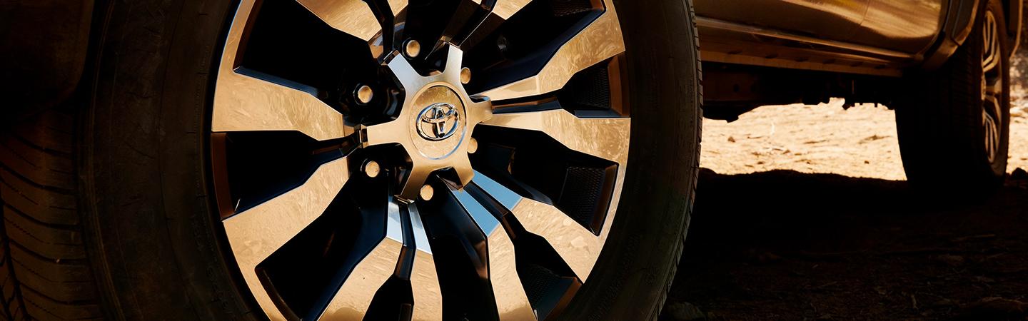 Toyota Tacoma wheel views