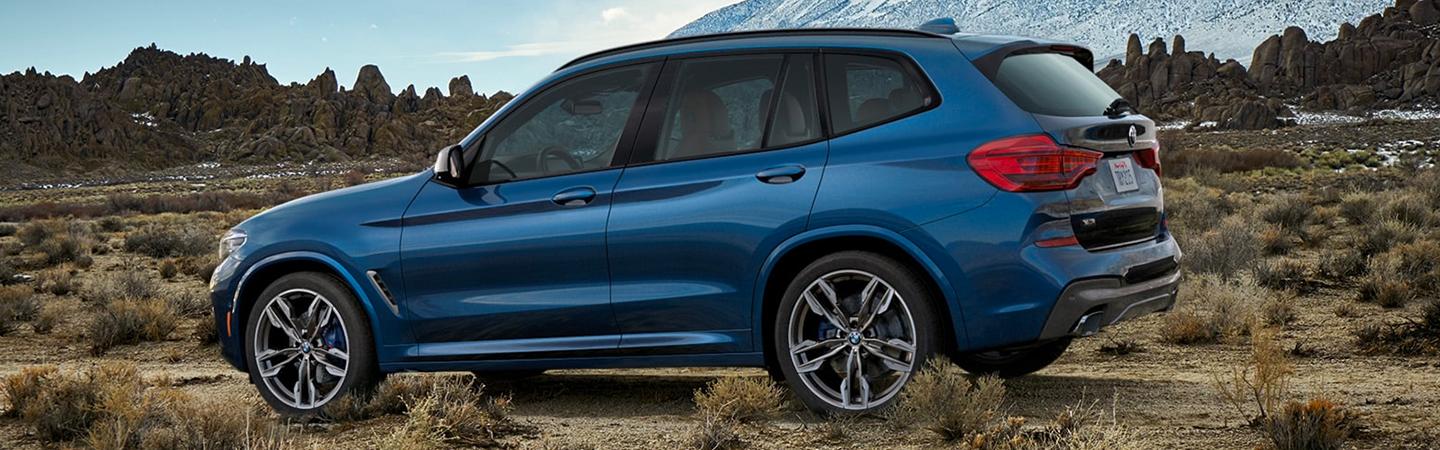 2021 BMW X3 offroad driving