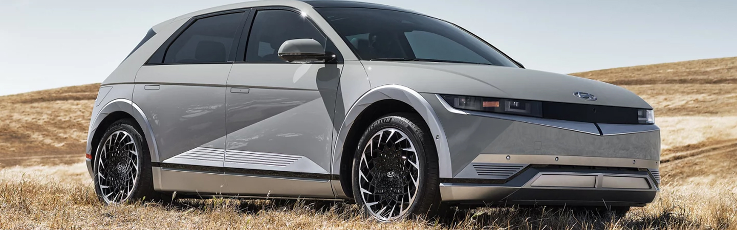 2023 Hyundai IONIQ 5 vs Tesla Model Y slider1